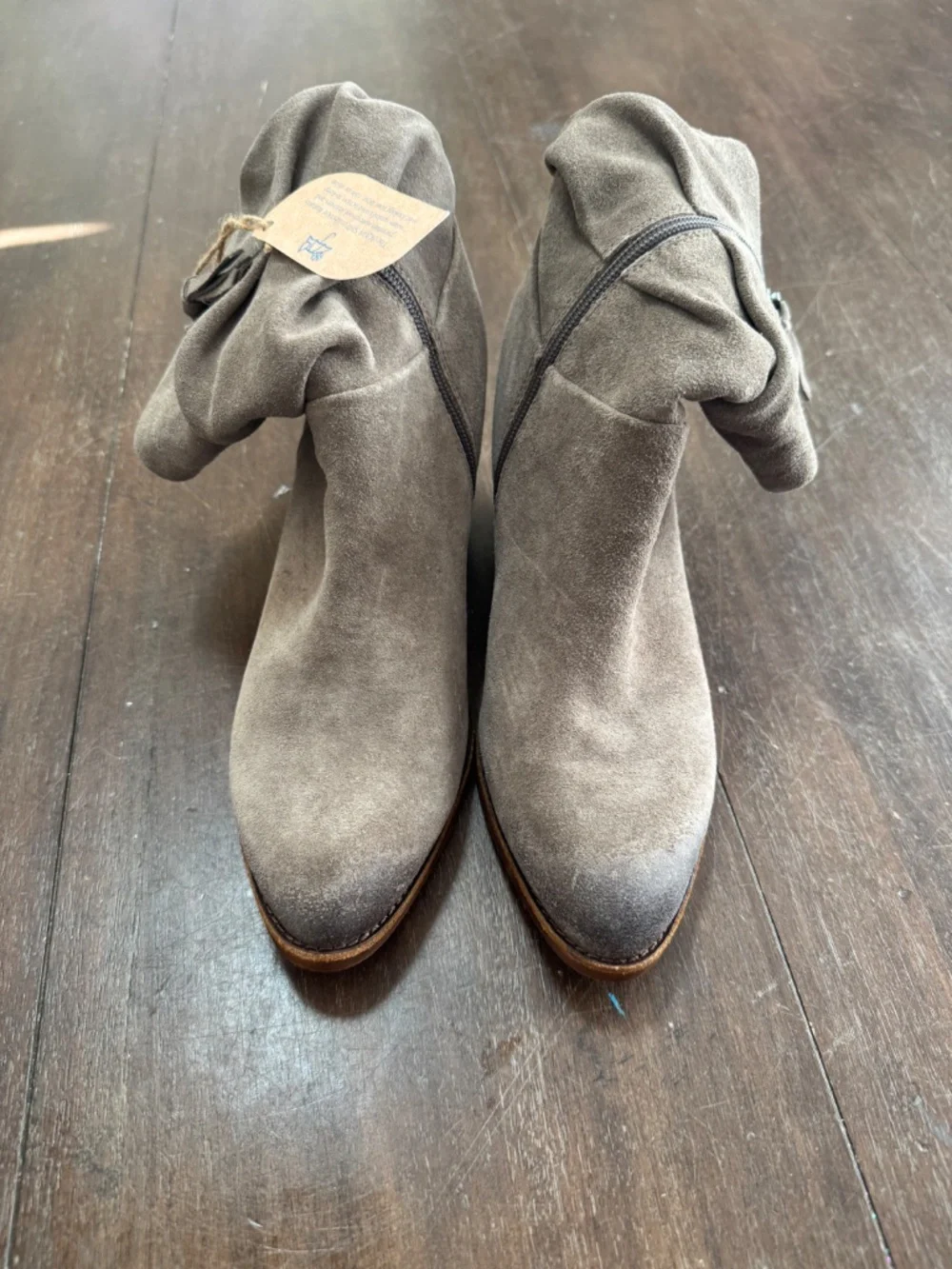 NWT western-style boots